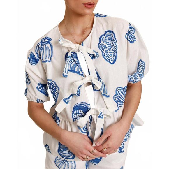 NEW BAILEY ROSE st. pete shell tie front top in blue - Picture 4 of 6